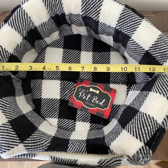 2 in 1 Pet Bed - Picture 4 of 5